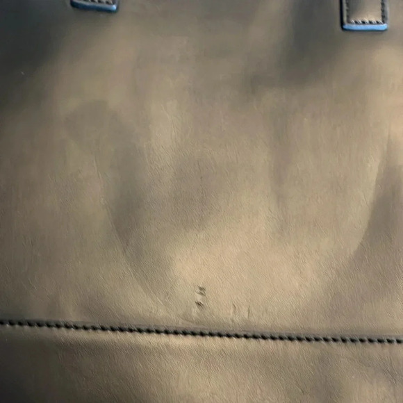 Danier black large stud, tote bag, leather edgy streetwear office. laptop. - Picture 12 of 17